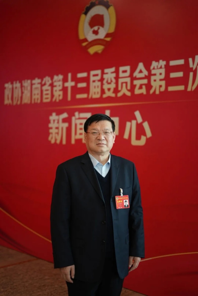 兩會供銷之聲丨周重旺：產(chǎn)業(yè)先行，以農(nóng)業(yè)經(jīng)營主體的發(fā)展助力鄉(xiāng)村振興